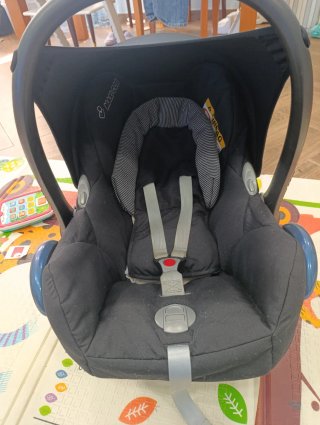 Maxi-Cosi CabrioFix con Base FamilyFix