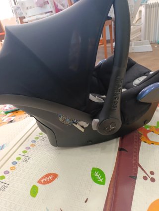 Maxi-Cosi CabrioFix con Base FamilyFix