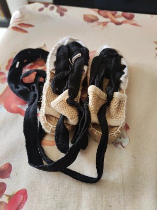 Zapatillas de baturro tradicionales