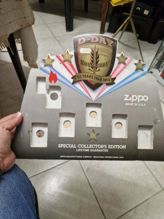 Espositore Zippo D-Day Normandy 1944-1994