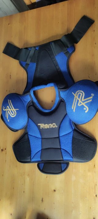 Peto Portero Hockey RENO Azul y Negro