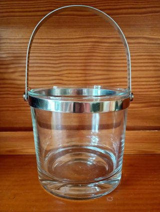 Cubitera de Cristal con Asa Metálica