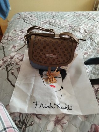 Bolso Frida Kahlo Marrón y Azul y monedero a jueg.