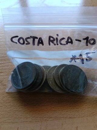 Lote de 15 Monedas de Colones de Costa Rica