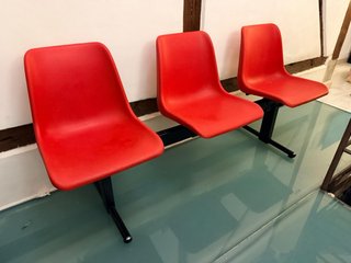 Conjunto de 3 Sillas de Oficina Rojas