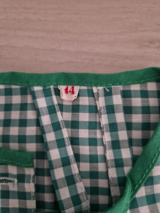 Bata de colegio cuadros verdes talla 14