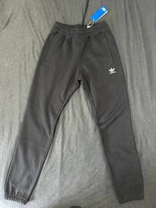 Adidas Trefoil Essentials S unisex