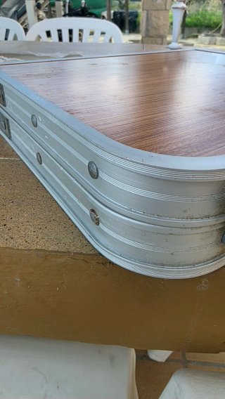 TAVOLO PIEGHEVOLE IN ALLUMINIO E LEGNO PER CAMPEGGIO/SPIAGGIA