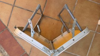 TAVOLO PIEGHEVOLE IN ALLUMINIO E LEGNO PER CAMPEGGIO/SPIAGGIA