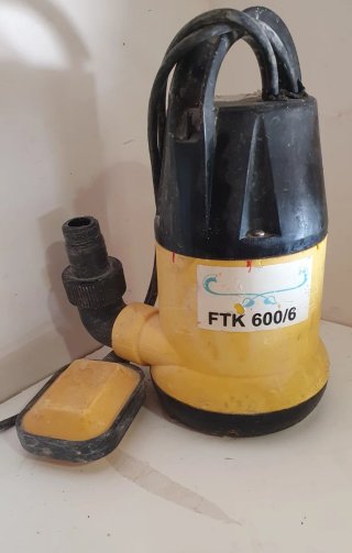 Bomba de achique FTK 600/6