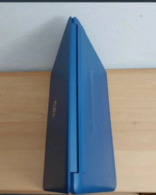 Ordenador portátil HP negro y azul