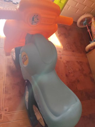 Moto correpasillos Feber Bluey
