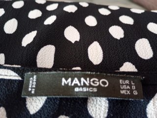 Camiseta Mango Negra y Blanca Talla L