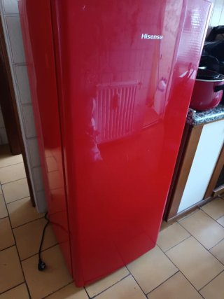 Nevera Hisense Roja