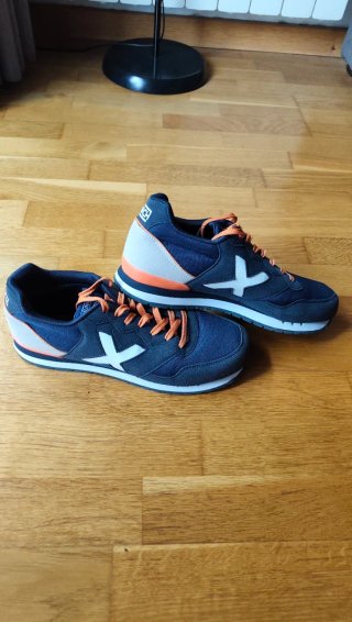 Zapatillas Munich Azul y Naranja