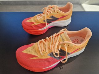 New Balance Fuelcell Supercomp Elite v5 Talla 44