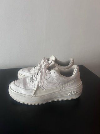 Zapatillas Nike Air Force con plataforma
