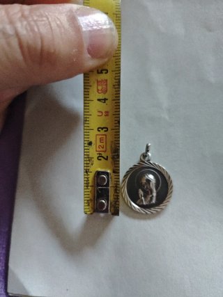 Medalla Plata Virgen Niña Pequeña