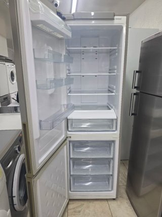 Nevera Combi Samsung No Frost Class A +