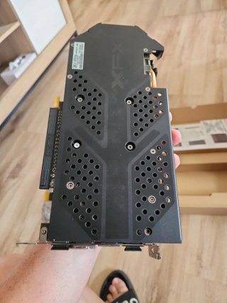 Radeon RX590 fatboy 8Gb
