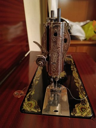 Máquina de Coser Singer Antigua