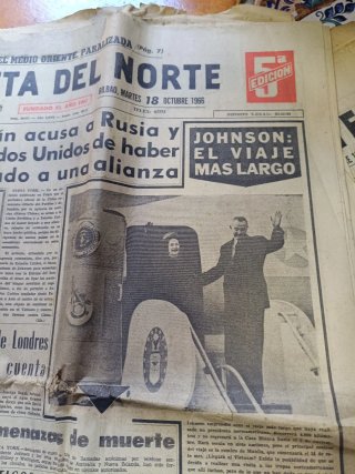 Lote de periódicos antiguos
