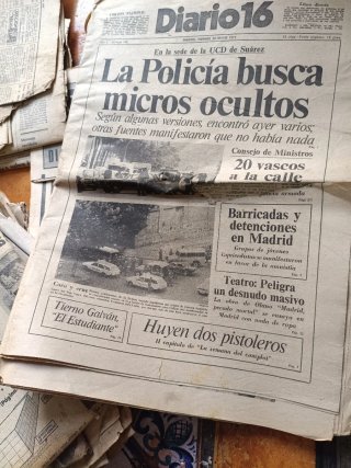 Lote de periódicos antiguos