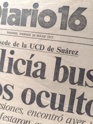 Lote de periódicos antiguos