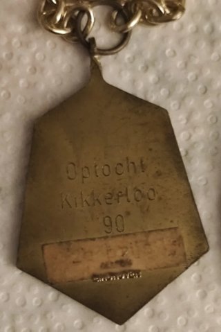 Lote medallas y pines deportivos antiguos