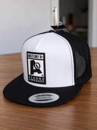 Gorra Yupoong Adultos Only 18+