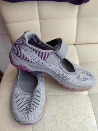 Zapatillas Deportivas Gris y Morado