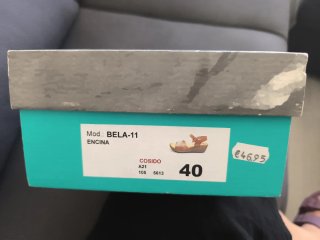 Sandalias de piel con cuña talla 40
