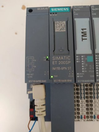 Siemens ET 200SP IM 155-6PN ST con módulos I/O