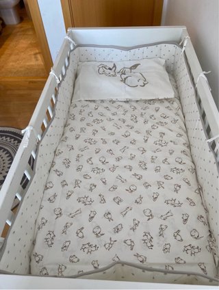 Cuna IKEA blanca con cajones