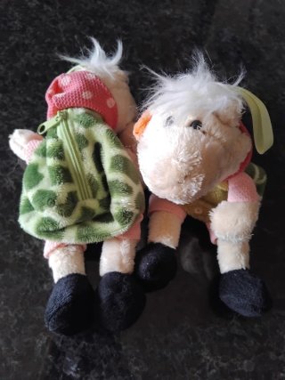 Monederos de peluche