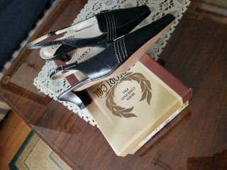 2 pares de zapatos de tacón bajo