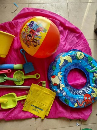 Lote de Juegos de Playa
