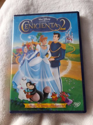 DVD La Cenicienta 2: El cuento de la magia