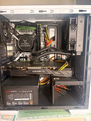 PC Gaming con Iluminación RGB