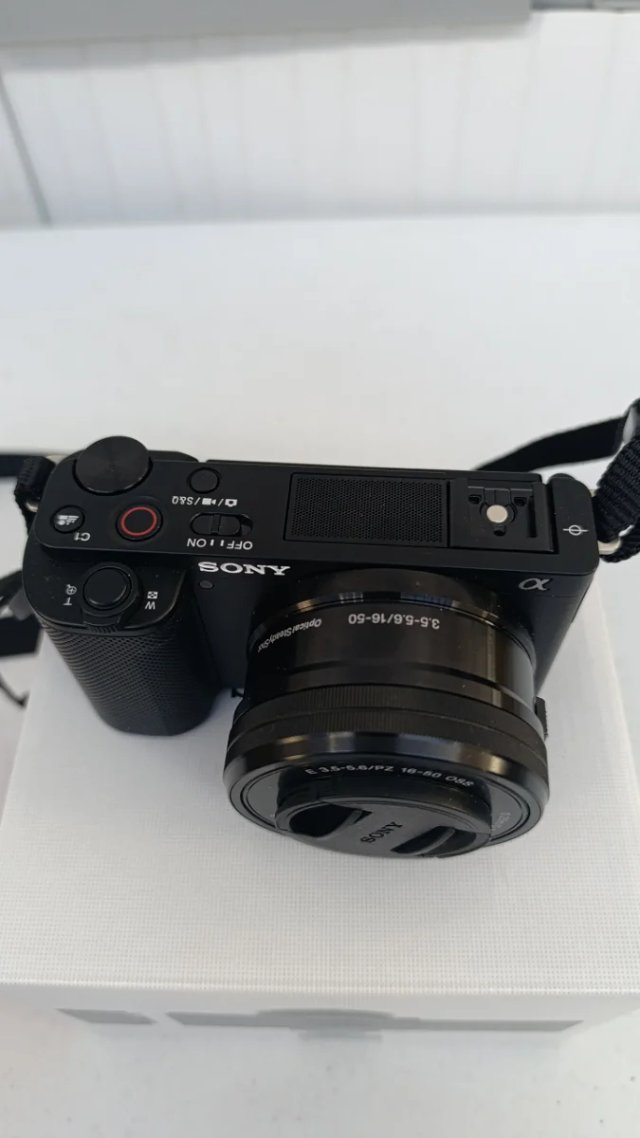 Cámara Vlog Sony Alpha ZV-E10L