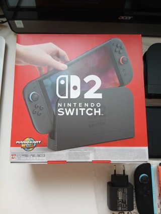 Nintendo Switch 2 + Mario Kart