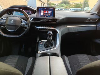 Peugeot 3008 2022