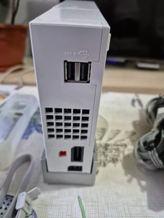 Consola Wii con juegos y accesorios