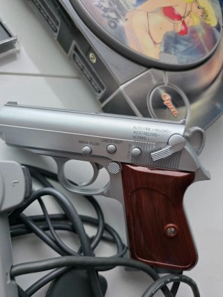PS1 Estilo Manga Japones + Time Crisis + Pistola