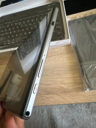 Tablet Android 13.1 con Tastiera e Custodia
