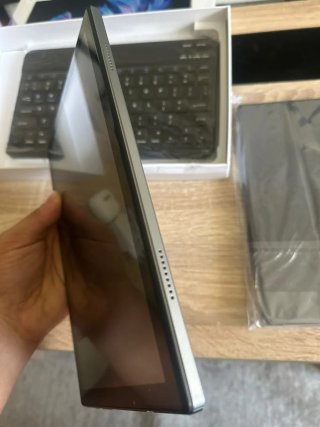 Tablet Android 13.1 con Tastiera e Custodia