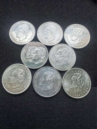 Lote de 8 monedas de 2000 pesetas