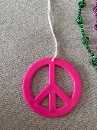 Pack Accesorios Hippie: Collares y Gafas