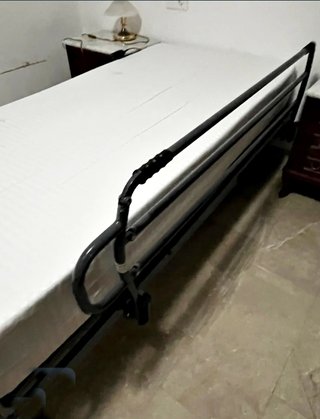 Cama Eléctrica Geriátrica Articulada