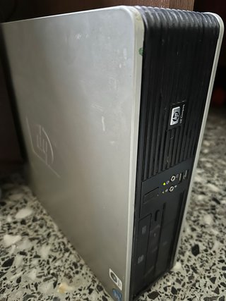 Ordenador HP sobremesa 4GB RAM 250GB